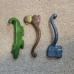 Animal drawer pulls